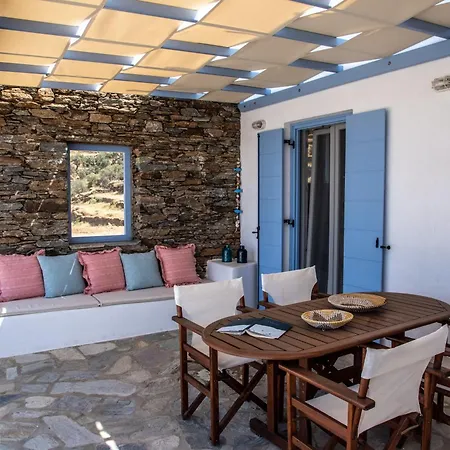 Iliopetra Residence Agios Romanos Exterior photo